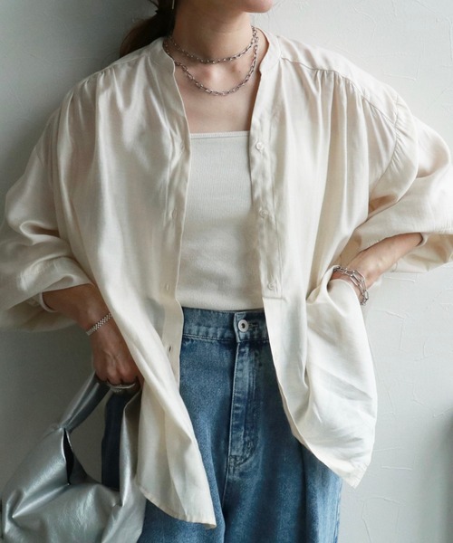 zena(ジェナ)の「袖口リブギャザースキッパーブラウス(シャツ/ブラウス・レディース・ブラック/アイボリー・MEDIUM)」の7枚目の写真