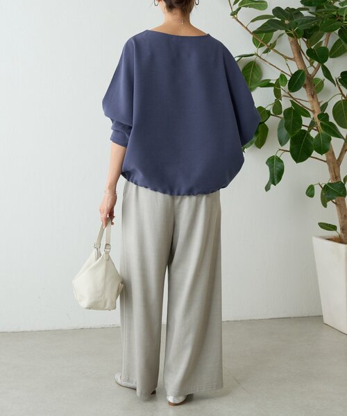 BEARDSLEY(ビアズリー)の「ストレッチジョーゼットプルオーバー(シャツ/ブラウス・レディース・アイボリー/ブルー・FREE)」の4枚目の写真