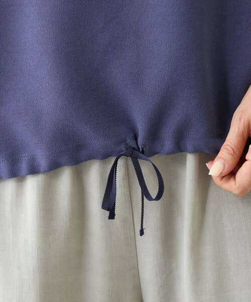 BEARDSLEY(ビアズリー)の「ストレッチジョーゼットプルオーバー(シャツ/ブラウス・レディース・アイボリー/ブルー・FREE)」の8枚目の写真