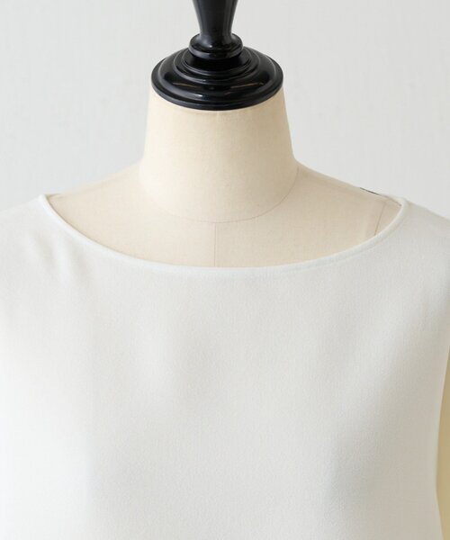 BEARDSLEY(ビアズリー)の「ストレッチジョーゼットプルオーバー(シャツ/ブラウス・レディース・アイボリー/ブルー・FREE)」の14枚目の写真