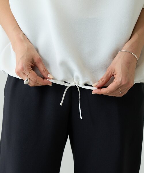 BEARDSLEY(ビアズリー)の「ストレッチジョーゼットプルオーバー(シャツ/ブラウス・レディース・アイボリー/ブルー・FREE)」の19枚目の写真