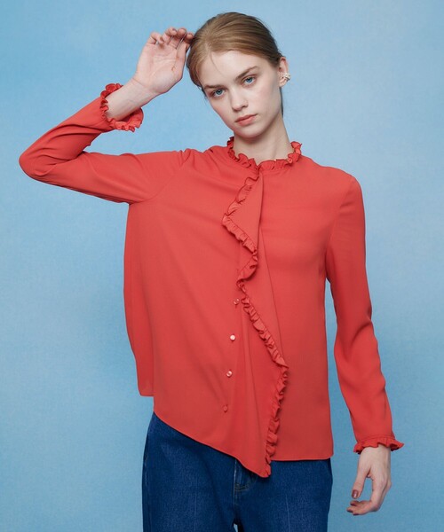 LOULOU WILLOUGHBY(ルルウィルビー)の「【LOULOU WILLOUGHBY】ヘムフリルドレープブラウス(シャツ/ブラウス・レディース・オフホワイト/レッド/ブラック・2)」の22枚目の写真