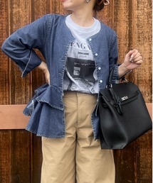 CURA CLOSET（キュラ クローゼット）の「【loverara.loverara コラボ】裾ダブルフリルデニムカーディガン（カーディガン/ボレロ）」