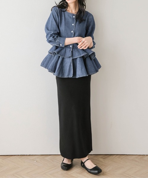 CURA CLOSET(キュラ クローゼット)の「【loverara.loverara コラボ】【セットアップ対応】裾ダブルフリルデニムカーディガン/体型カバー(カーディガン/ボレロ・レディース・ブルー/ライトブルー/ブラック系・フリー)」の22枚目の写真