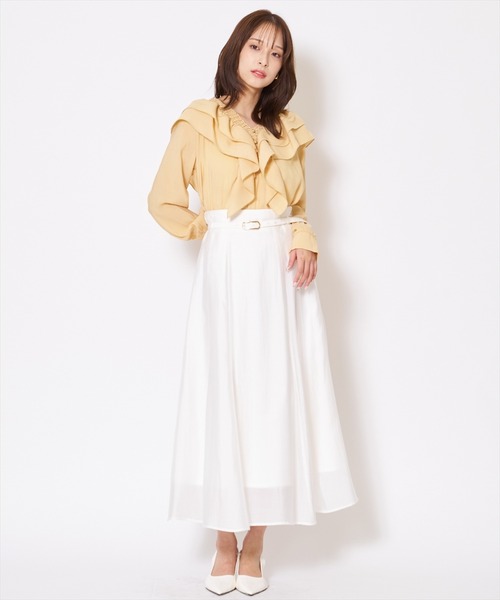 AND COUTURE(アンドクチュール)の「シャーリングフリルブラウス(シャツ/ブラウス・レディース・ネイビー/イエロー/オフホワイト・FREE)」の12枚目の写真