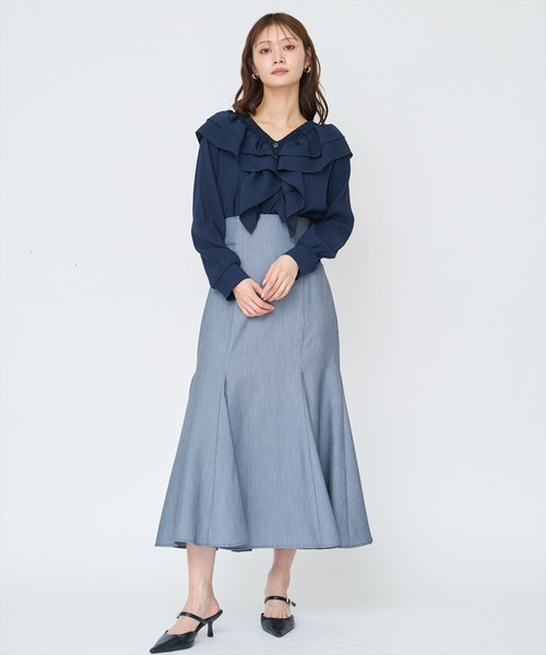 AND COUTURE(アンドクチュール)の「シャーリングフリルブラウス(シャツ/ブラウス・レディース・ネイビー/イエロー/オフホワイト・FREE)」の18枚目の写真