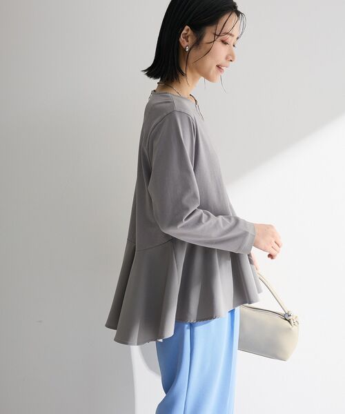Green Parks(グリーンパークス)の「ペプラムドッキングプルオーバー(Tシャツ/カットソー・レディース・ブラック/グレー/オフホワイト・FREE)」の10枚目の写真