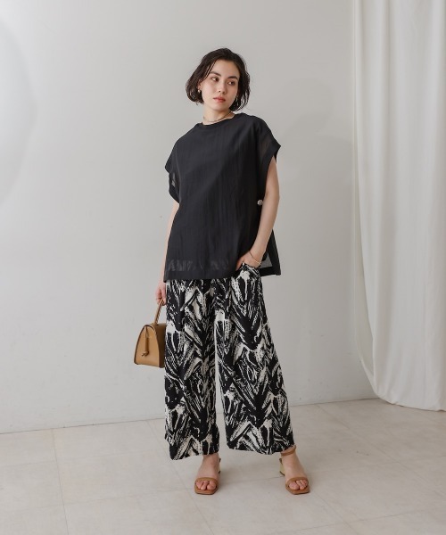Bou Jeloud(ブージュルード)の「シアーカットドッキングサイドボタンプルオーバー(Tシャツ/カットソー・レディース・ブラック/グレイッシュベージュ/ブルー・FREE)」の7枚目の写真