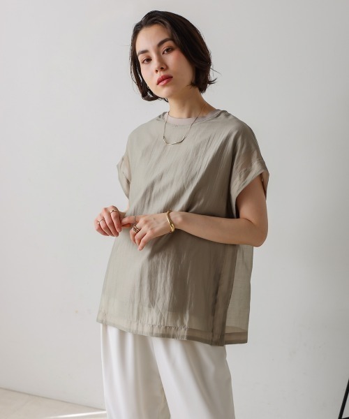 Bou Jeloud(ブージュルード)の「シアーカットドッキングサイドボタンプルオーバー(Tシャツ/カットソー・レディース・ブラック/グレイッシュベージュ/ブルー・FREE)」の17枚目の写真