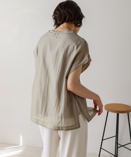 Bou Jeloud(ブージュルード)の「シアーカットドッキングサイドボタンプルオーバー(Tシャツ/カットソー・レディース・ブラック/グレイッシュベージュ/ブルー・FREE)」の19枚目の写真