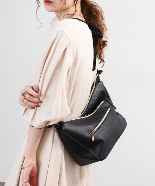 Legato Largo（レガートラルゴ）の「Legato Largo 3つ口多収納ショルダーバッグ（ショルダーバッグ・レディース・ブラック/グレー/ライトベージュ・FREE）」の5枚目の写真