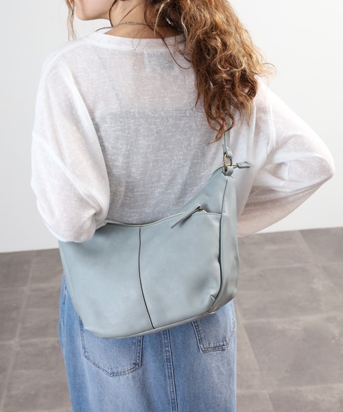 Legato Largo（レガートラルゴ）の「Legato Largo 3つ口多収納ショルダーバッグ（ショルダーバッグ・レディース・ブラック/グレー/ライトベージュ・FREE）」の11枚目の写真