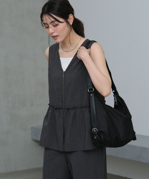 LAKOLE(ラコレ)の「サイドベルトワンショルダーバッグ / 635604(ショルダーバッグ・レディース・オフホワイト/ライトグレー/ブラック・FREE)」の19枚目の写真