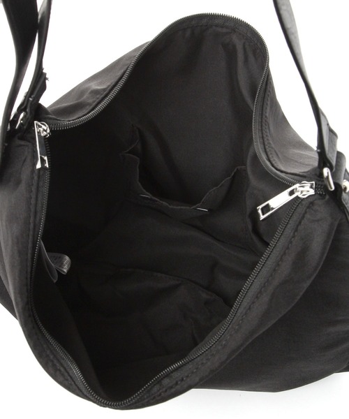 LAKOLE(ラコレ)の「サイドベルトワンショルダーバッグ / 635604(ショルダーバッグ・レディース・オフホワイト/ライトグレー/ブラック・FREE)」の9枚目の写真