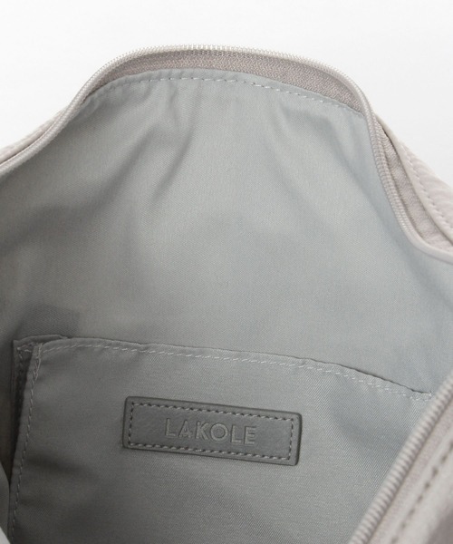 LAKOLE(ラコレ)の「サイドベルトワンショルダーバッグ / 635604(ショルダーバッグ・レディース・オフホワイト/ライトグレー/ブラック・FREE)」の5枚目の写真