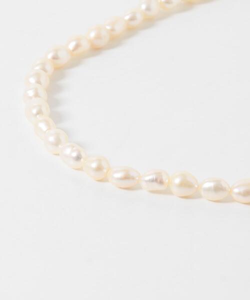 URBAN RESEARCH Sonny Label（アーバンリサーチサニーレーベル）の「日本製淡水ランダムパールネックレス（ネックレス・レディース・オフホワイト・ONE）」の4枚目の写真