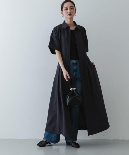 SENSE OF PLACE by URBAN RESEARCH（センスオブプレイスバイアーバンリサーチ）の「『UR TECH DRYLUXE』リネンライクワンピース（ワンピース・レディース・ライトブルー/カーキ/チャコールグレー・S/ONE）」の2枚目の写真