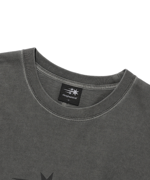 NICE GHOST CLUB(ナイスゴーストクラブ)の「3STAR SYMBOL PIGMENT TEE_CHARCOAL(NG2GMUT501A)(Tシャツ/カットソー・レディース・チャコール・SMALL/MEDIUM/LARGE)」の3枚目の写真