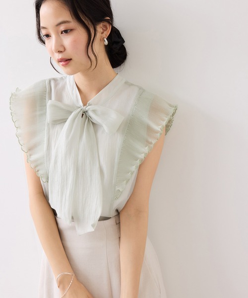 VIS（ビス）の「プリーツフリルシアーボウタイブラウス/2WAY・イージーケア（シャツ/ブラウス・レディース・ピンク系その他2/ライトグリーン/ベージュ・FREE）」の2枚目の写真