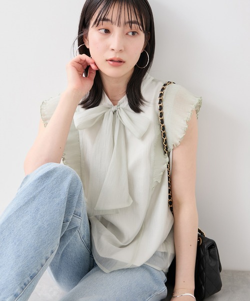 VIS(ビス)の「プリーツフリルシアーボウタイブラウス/2WAY・イージーケア(シャツ/ブラウス・レディース・ピンク系その他2/ライトグリーン/ベージュ/チャコールグレー・FREE)」の17枚目の写真