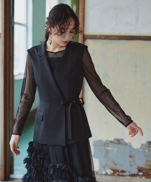 Callarus(カラルス)の「2点セットアップドレス(アシメデザインジレ+裾フリルデザインワンピース)〔Callarus〕(ドレス・レディース・ブラック/ブラック×グレー・S/M/L)」の22枚目の写真