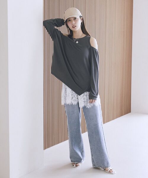 earth music&ecology（アースミュージックアンドエコロジー）の「ウエストアシメデニムパンツ（デニムパンツ・レディース・ライトインディゴブルー/ブルー系その他・S/M）」の21枚目の写真