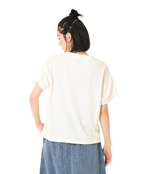 NEW BALANCE（ニューバランス）の「パイルショートスリーブTシャツ（Tシャツ/カットソー・レディース・サンドグレー/オフホワイト・SMALL/MEDIUM/LARGE/X-LARGE）」の4枚目の写真