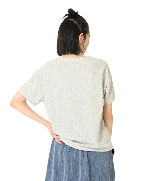 NEW BALANCE（ニューバランス）の「パイルショートスリーブTシャツ（Tシャツ/カットソー・レディース・サンドグレー/オフホワイト・SMALL/MEDIUM/LARGE/X-LARGE）」の15枚目の写真
