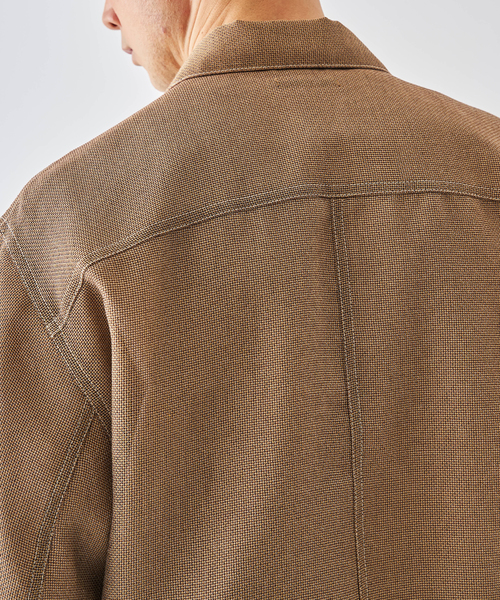 EDIFICE(エディフィス)の「LENO メッシュトラッカージャケット(その他アウター・メンズ・キャメル/スミクロ・LARGE/MEDIUM)」の19枚目の写真