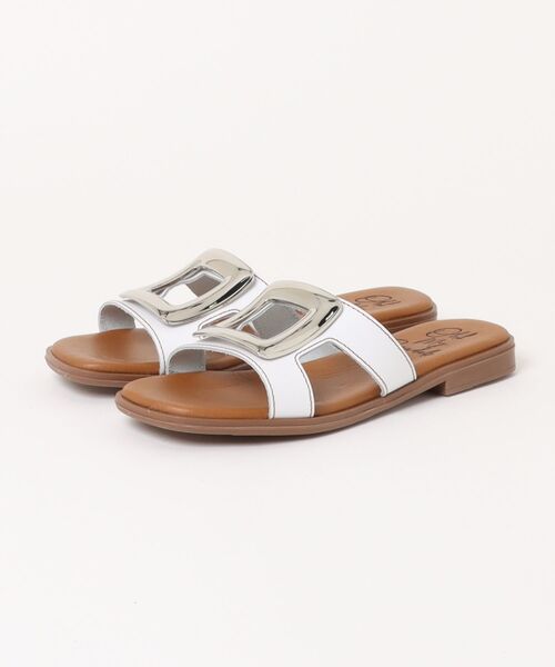 inter-chaussures(インターショシュール)の「【Oh my Sandals】メタルバックルフラットサンダル(E62301)(サンダル・レディース・ブラック/ホワイト/ライトグリーン/ブラウン・37/36/39/38/35)」の13枚目の写真
