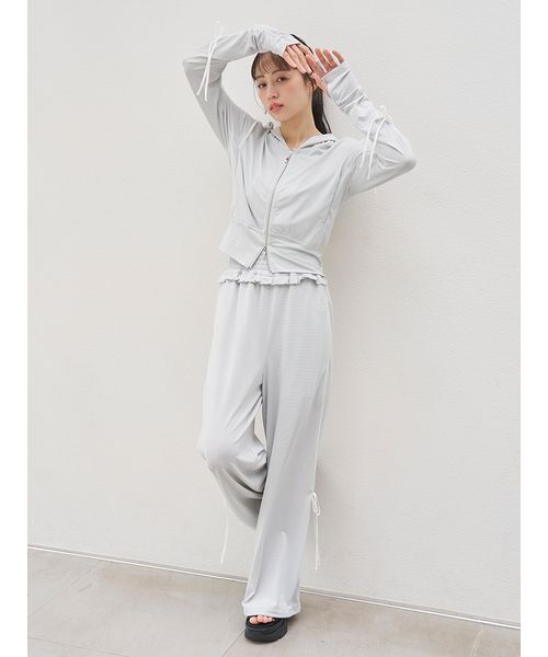 SNIDEL(スナイデル)の「【LUMISHADE】UVラインパーカー(パーカー・レディース・イエロー/ネイビー/ホワイト/シルバー・F)」の10枚目の写真