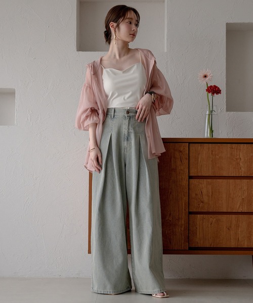 mideal(マイディール)の「glitter tuck pleat wide denim / グリッタータックプリーツワイドデニム(デニムパンツ・レディース・ライトブルー/ブラック・SMALL/MEDIUM)」の14枚目の写真