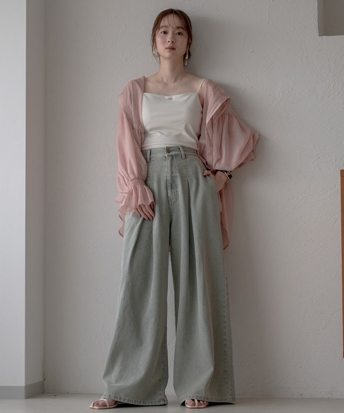 mideal(マイディール)の「glitter tuck pleat wide denim / グリッタータックプリーツワイドデニム(デニムパンツ・レディース・ライトブルー/ブラック・SMALL/MEDIUM)」の13枚目の写真