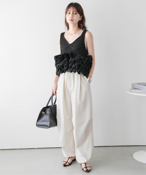 AMELY(エミリー)の「裾ドロスト タックワイドパンツ(その他パンツ・レディース・グレー/アイボリー/ブラック/ブラウン・フリー/C)」の8枚目の写真
