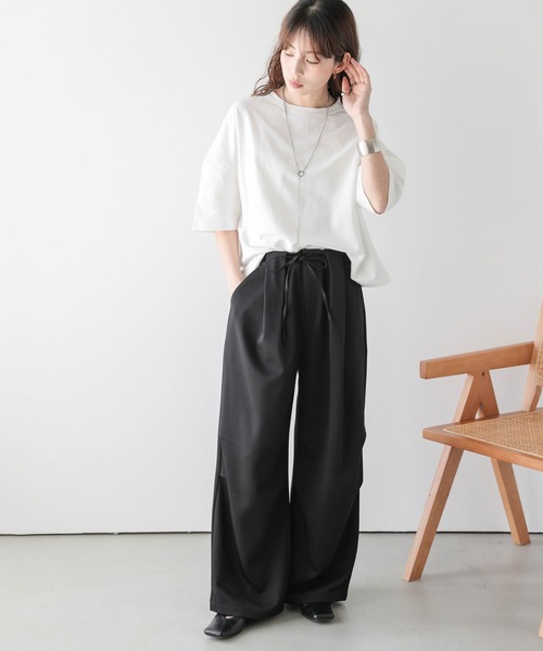 AMELY(エミリー)の「裾ドロスト タックワイドパンツ(その他パンツ・レディース・グレー/アイボリー/ブラック/ブラウン・フリー/C)」の9枚目の写真