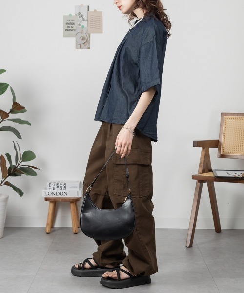 RCD(アールシーディー)の「エアリーデニムスタンドカラーシャツ(シャツ/ブラウス・レディース・ネイビー/ワンウォッシュ・M-L/LL~3L/4L~5L)」の7枚目の写真
