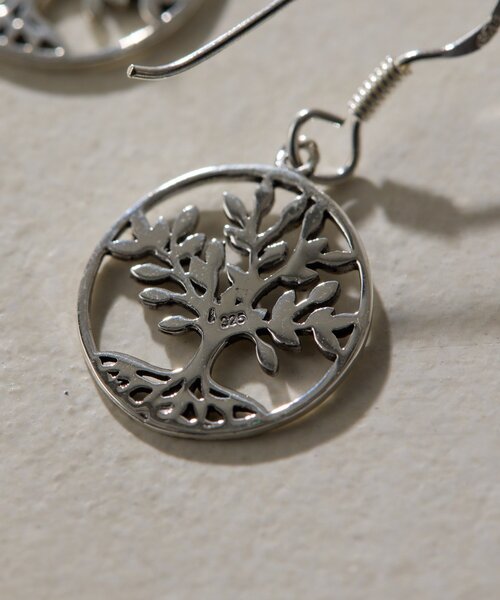 ear PAPILLONNER（イアパピヨネ）の「《スターリングシルバー使用》サークルツリーピアス（ピアス（両耳用）・レディース・シルバー系その他4・FREE）」の9枚目の写真