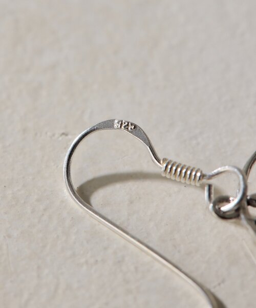 ear PAPILLONNER（イアパピヨネ）の「《スターリングシルバー使用》サークルツリーピアス（ピアス（両耳用）・レディース・シルバー系その他4・FREE）」の7枚目の写真