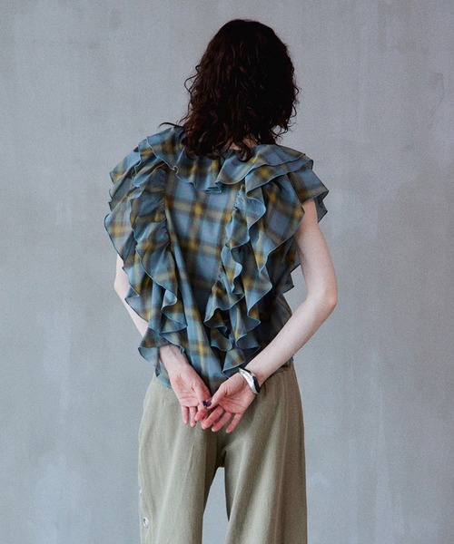 MAISON SPECIAL(メゾンスペシャル)の「Ruffle Check Shirts/ラッフルチェックシャツ(シャツ/ブラウス・レディース・ブルー/ブラック/ホワイト・FREE)」の11枚目の写真