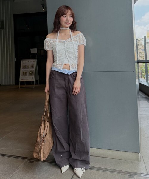 mline（エムライン）の「[mline]フレンチギャザーレース チョーカートップス（Tシャツ/カットソー・レディース・ブラック/アイボリー/オフホワイト/ピンク/カーキ・FREE）」の10枚目の写真