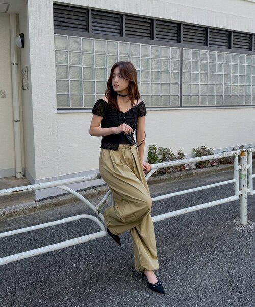 mline（エムライン）の「[mline]フレンチギャザーレース チョーカートップス（Tシャツ/カットソー・レディース・ブラック/アイボリー/オフホワイト/ピンク/カーキ・FREE）」の21枚目の写真
