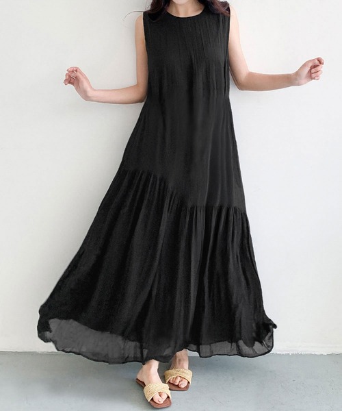 LOWO(ロワ)の「テンセルアシンメトリー裾ギャザーノースリーブロングワンピース(ワンピース・レディース・オフホワイト/ブラック/オレンジ/グリーン/ブラウン・FREE)」の17枚目の写真