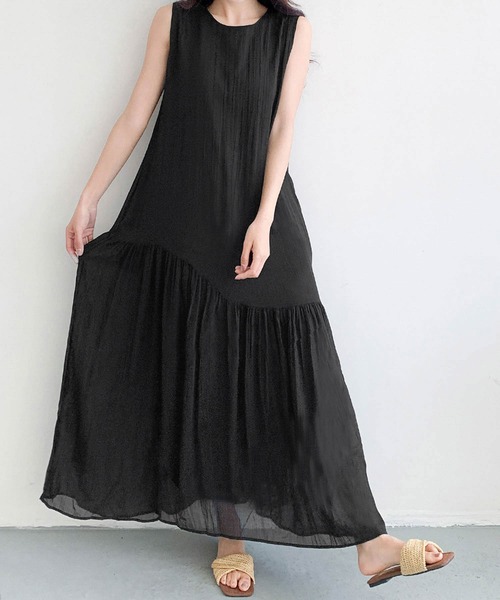 LOWO(ロワ)の「テンセルアシンメトリー裾ギャザーノースリーブロングワンピース(ワンピース・レディース・オフホワイト/ブラック/オレンジ/グリーン/ブラウン・FREE)」の15枚目の写真