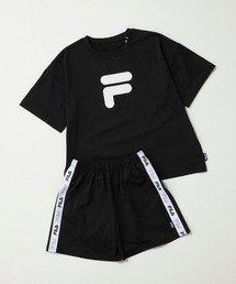 FILA（フィラ）の「【FILA:フィラ】キッズロゴラッシュTシャツ+ハーフパンツセットアップ水着　インナーショーツ一体型（水着）」