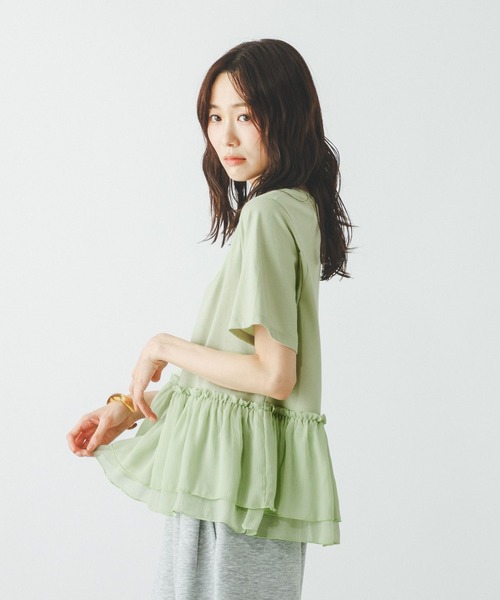 GLOBAL WORK(グローバルワーク)の「フローズン裾フリル切り替えTシャツ/872700(Tシャツ/カットソー・レディース・ブラック×ホワイト/ライトグリーン/ブラック/オフホワイト・MEDIUM/LARGE)」の21枚目の写真