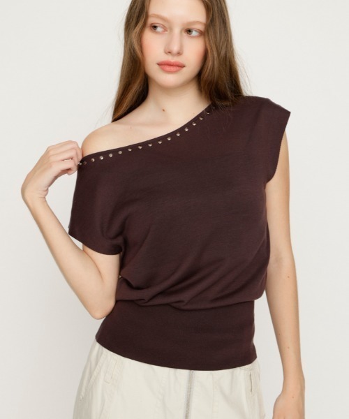 SLY(スライ)の「STUDS DOLMAN HG TOPS スタッズドルマンハイゲージトップス 夏服 秋服(ニット/セーター・レディース・ブルー/ブラウン/ブラック・FREE)」の3枚目の写真