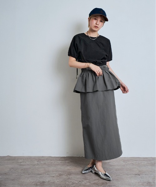 W:Huku(フーク)の「撥水 ぺプラム ナロー スカート(スカート・レディース・ベージュ系その他/グレー・L/M)」の6枚目の写真