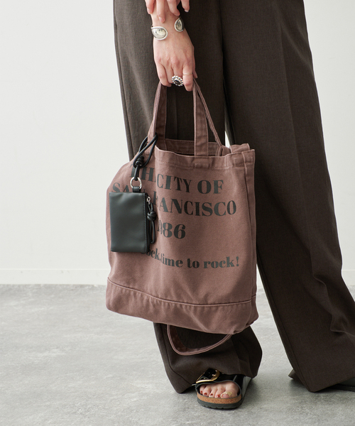 Spick & Span(スピックアンドスパン)の「《別注 / 》CONTROL FREAK WASHED LOGOトート ミニポーチ付き(トートバッグ・レディース・ブラウン/グレー/キャメル・FREE)」の8枚目の写真