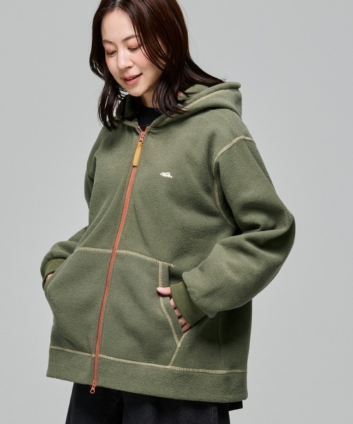 KRIFF MAYER Lady's Collection(クリフメイヤーレディースコレクション)の「ブークレジップアップパーカー(パーカー・レディース・ブラック/カラフル/オリーブ/サンドベージュ・MEDIUM/LARGE)」の3枚目の写真