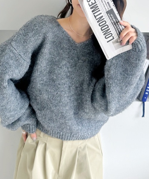 Ada.(エイダ)の「ふんわりタッチ メランジが可愛い Vネック ゆるフワニット【ada1745 リニューアルver 】(ニット/セーター・レディース・グレー/レッド/ネイビー/ライトベージュ/ブラウン・FREE)」の9枚目の写真